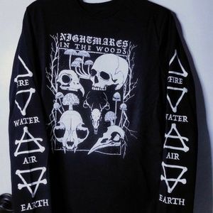 Hot Topic Forest Witch Nightmares in the Woods Long Sleeve Large